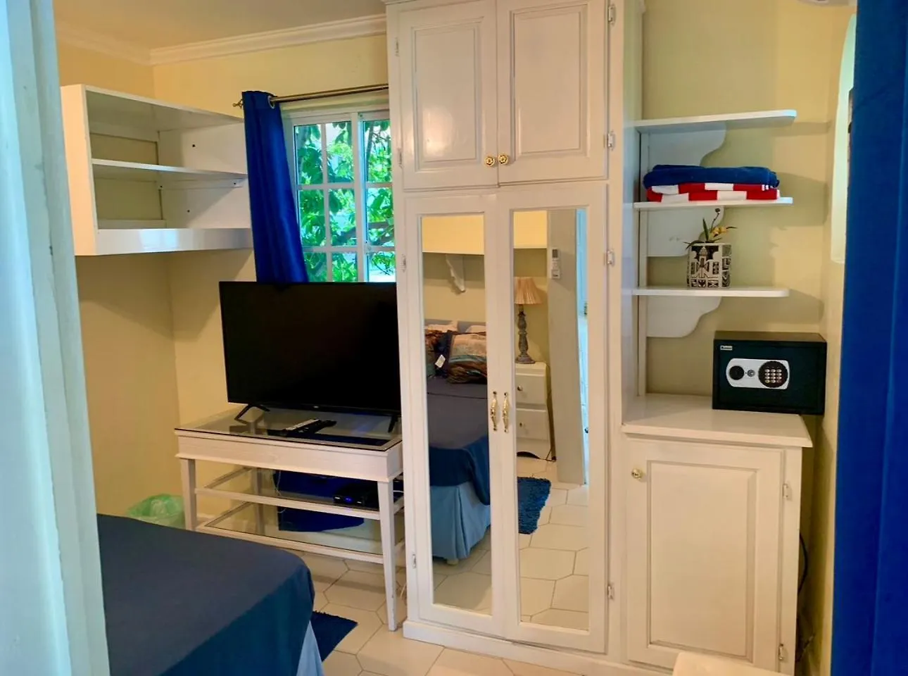 Casa Mire-Lee, Seaside Serenity At Negril 7 Miles Beach, Point Village Appartement