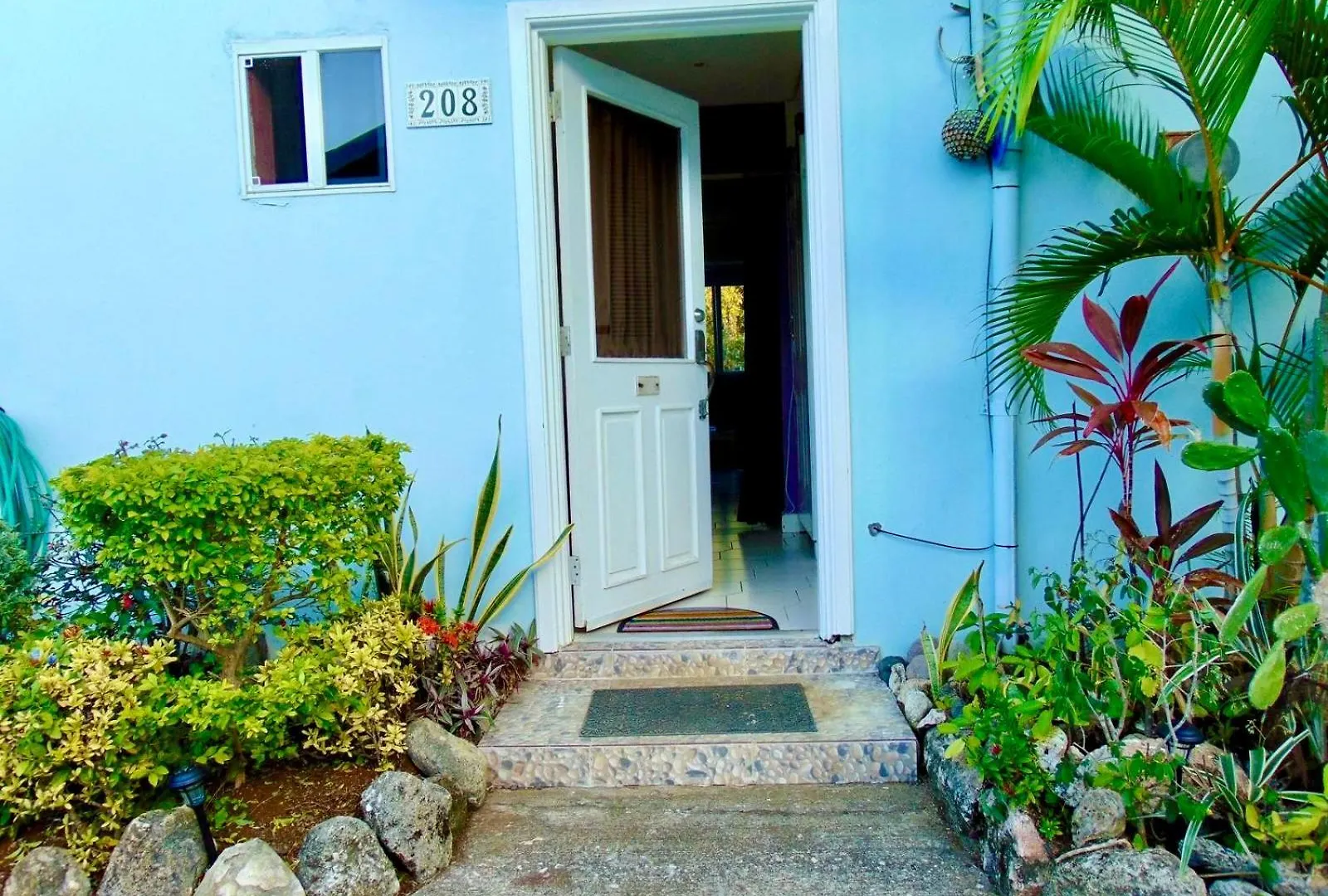 Casa Mire-Lee, Seaside Serenity At Negril 7 Miles Beach, Point Village Appartement